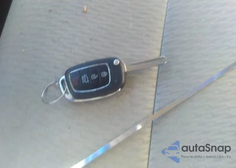 2017 Hyundai Santa Fe Sport 2.4L from USA, damaged, VIN 5XYZTDLB6HG441785